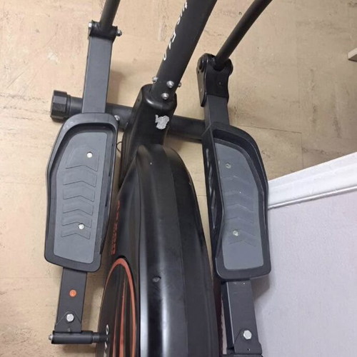Axxon Lotus E1 elliptical trainer