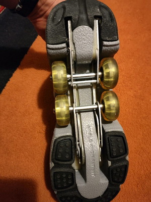 Quad Rollers four-wheelers like new, size 43