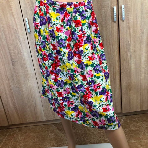 Floral linen skirt, size XL
