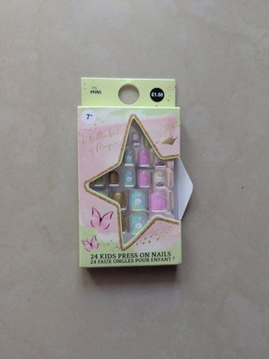 Press on nails new