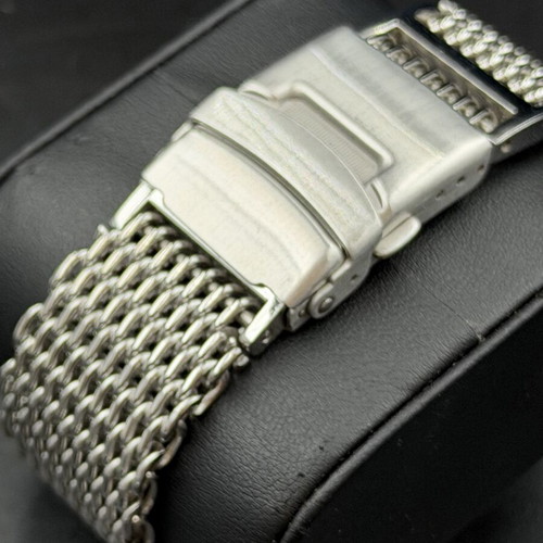 Mido automatic men's watch like new, silver color with box and strap