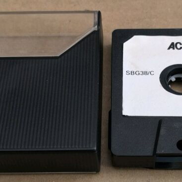 Elite (Acornsoft) (BBC Micro, Cassette) used, complete in box