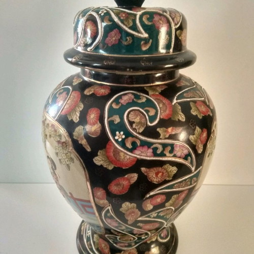 Set of 3 Royal Satsuma decorative porcelain vases used