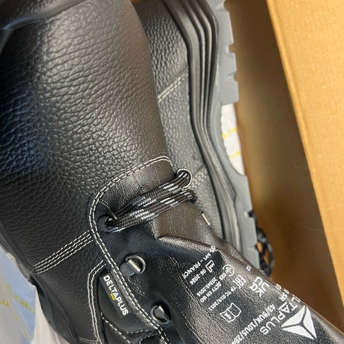 Delta safety shoe new