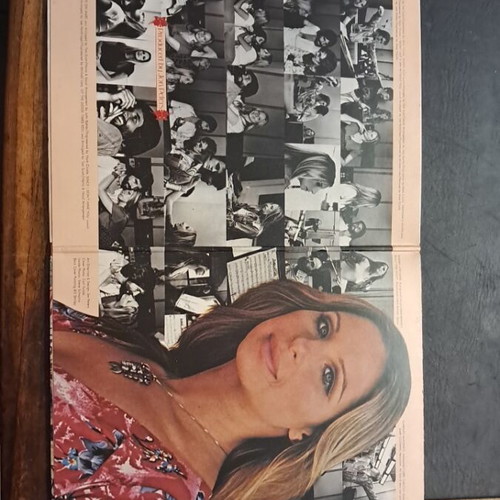 Barbra collectible photo used, good condition