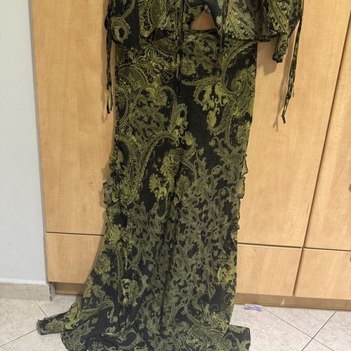 Vassia Kostara set with paisley pattern, black and olive green