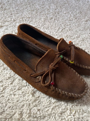 Minnetonka brown suede moccasins used, size 40