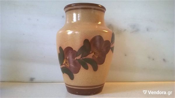  vazo keramiko