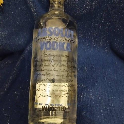 Absolut vodka 1L new