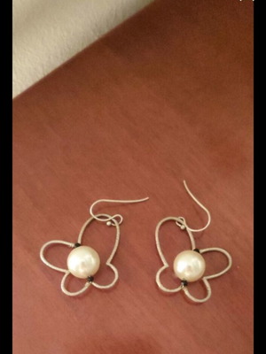 Earrings used, various designs