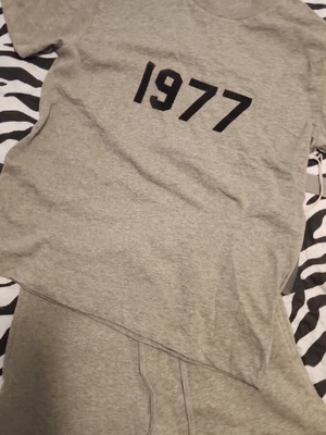 Σετ Essentials με μπλούζα και σορτς 1977, XS