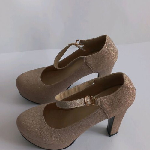 Women's shoes new, size 38, beige