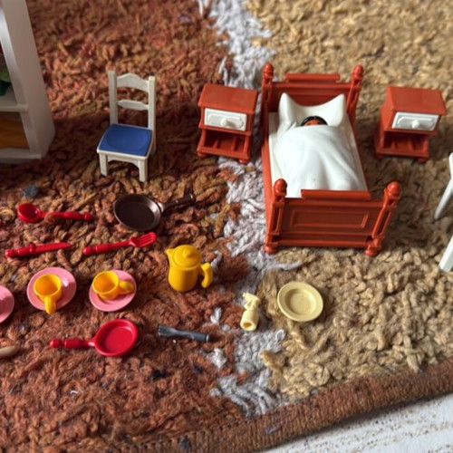 Playmobil σπίτι μεταχειρισμένο με έπιπλα και είδη κουζίνας