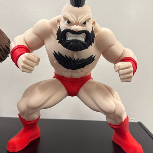 Zangief Street Fighter figure like new, 18 cm