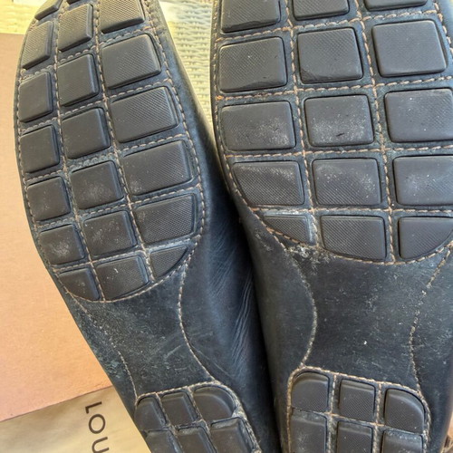 Louis Vuitton shoes used, black, size 43, moccasin style