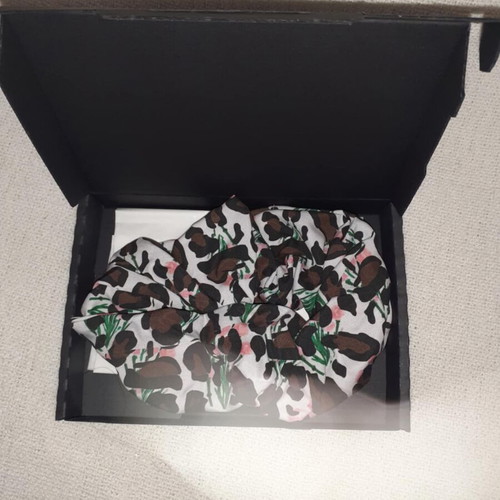 Scrunchie Klelia Andrali hair accessory with animal print, large size, new