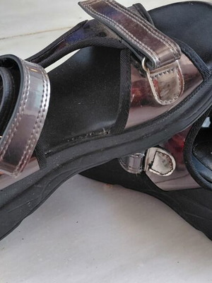Women's platform sandals, black, size 38, patent leather with scratches