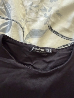 Stradivarius black bodysuit like new, size M