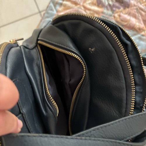 Women's backpack used with V stripe design, black