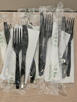 Individual Cutlery Set new, pack of 10 with knife, fork, napkin