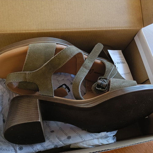 Francesco Moretti women's leather shoes new, green, size 40