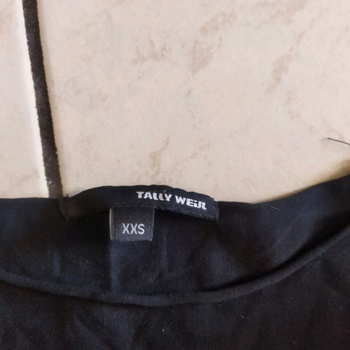 Set of 2 black blouses like new, sizes XXS and XS