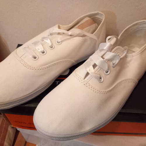 B&S white canvas shoes size 38