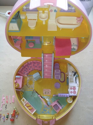 Polly Pocket 1992 μεταχειρισμένο, μεγάλο με φιγούρες