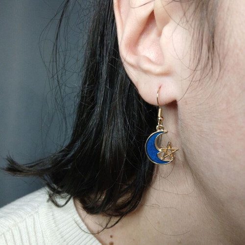 Space earrings new with moon and star design