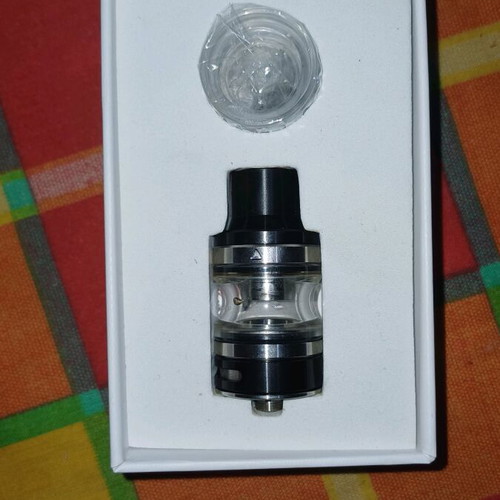 Eleaf atomizer like new with original box