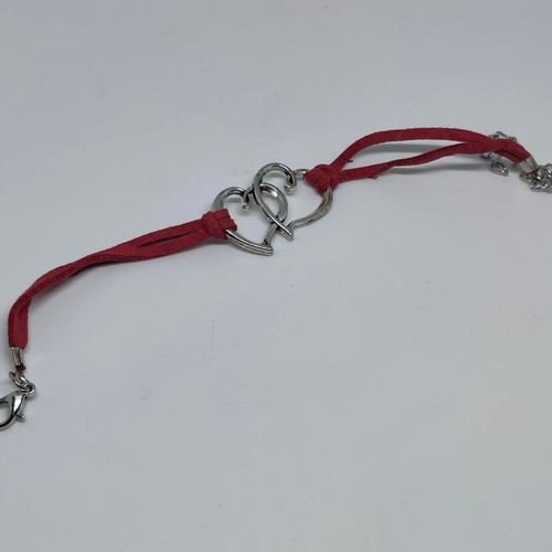 Bracelet with double heart and red suede cord like new