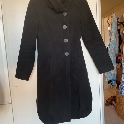 Rinascimento coat like new, very warm and elegant