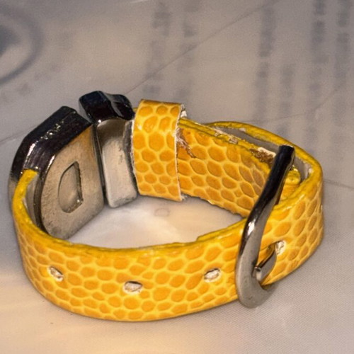 One Direction vintage ring new, yellow
