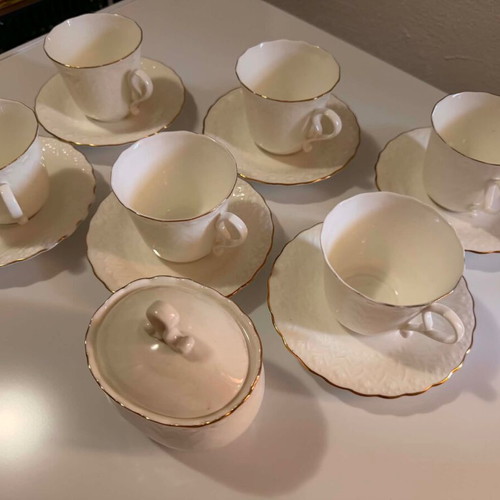 Rare vintage bone china set Ralitsa model like new