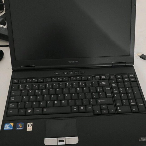Toshiba Tecra A11-114 laptop used for parts no disk memory battery