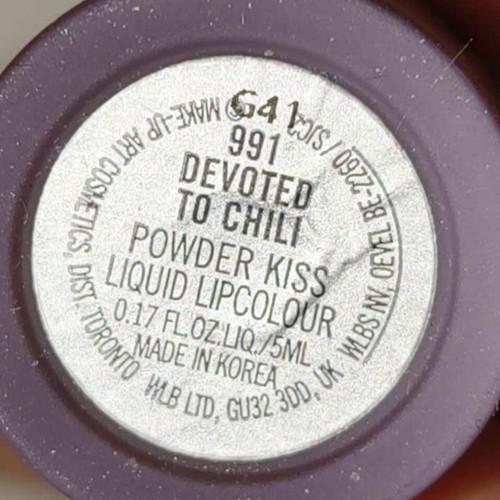 MAC Powder Kiss Liquid Lipcolour Devoted to Chili like new