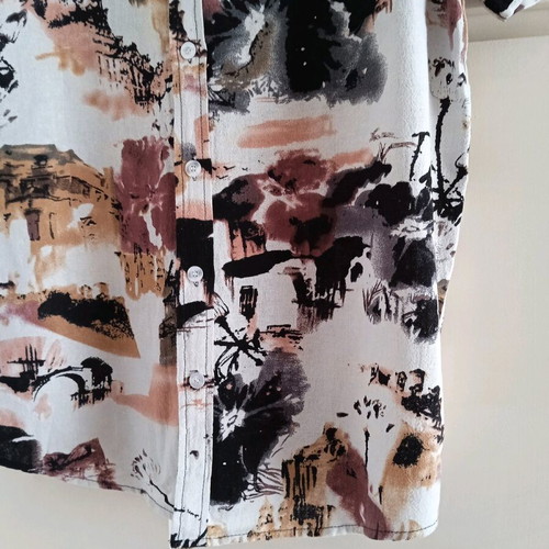 Summer shirt like new, size Small