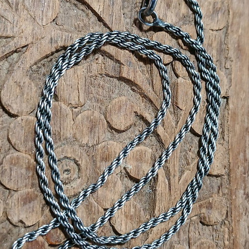 Silver cross with 925 chain used with missing stone