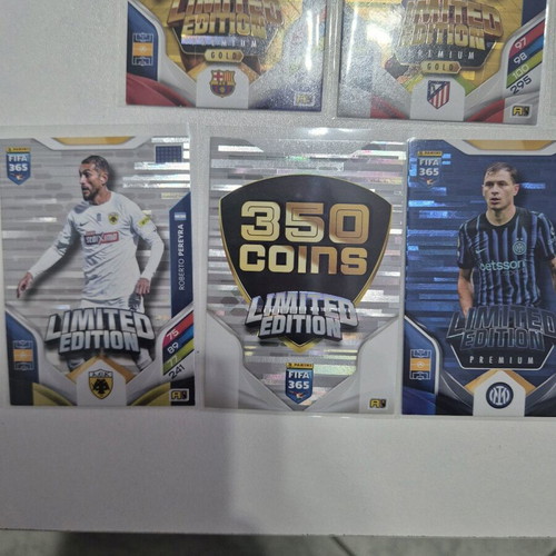 photo grad cards FIFA 365 Adrenalyn XL 2026 Trading Cards Pocket Tin