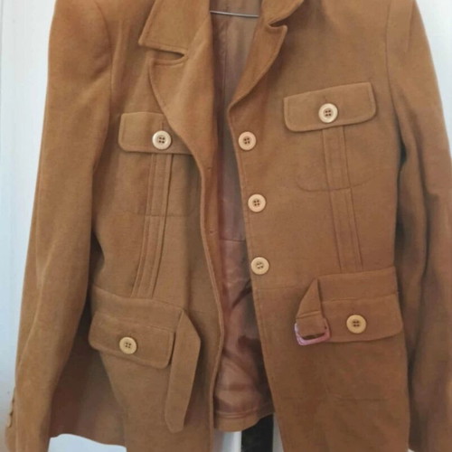 Camel blazer Estet like new, size 40, with large pockets
