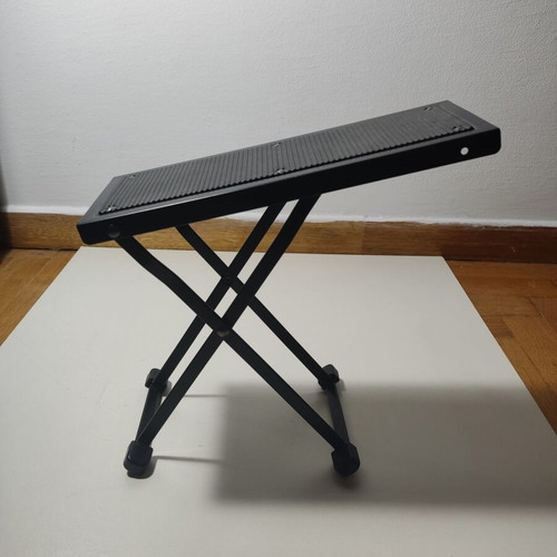 Guitar footrest like new, metal with multiple steps