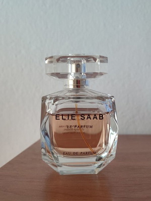 Elie Saab Le Parfum Eau de Parfum 90ml like new