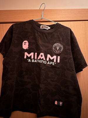Bape T-shirt L μεταχειρισμένο, boxy fit
