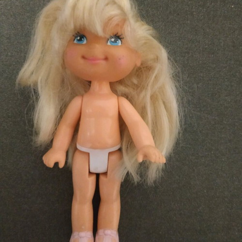 Cherry Muffin doll used Matell 1988