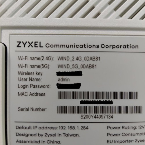 Zyxel VMG8623-T50B modem router like new, dual band WiFi, VoIP