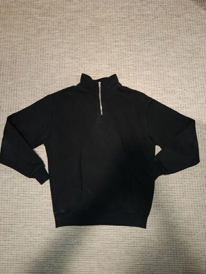 Quarter Zip Pull & Bear sweatshirt size S like new, black