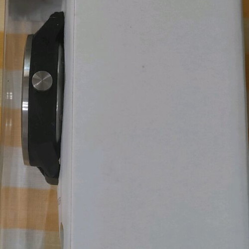 Garmin Vivomove Sport Smart Watch new