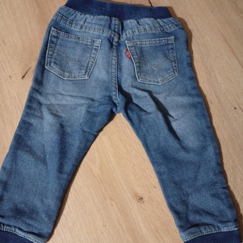 Levis elastic jeans 24m like new