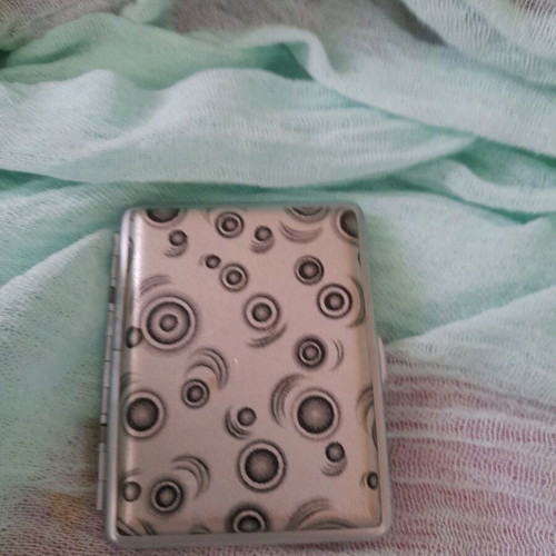 Tobacco case like new