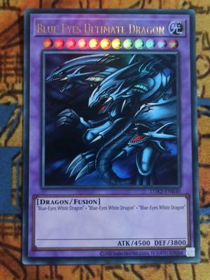 Blue Eyes Ultimate Dragon κάρτα Yugioh σε άριστη κατάσταση